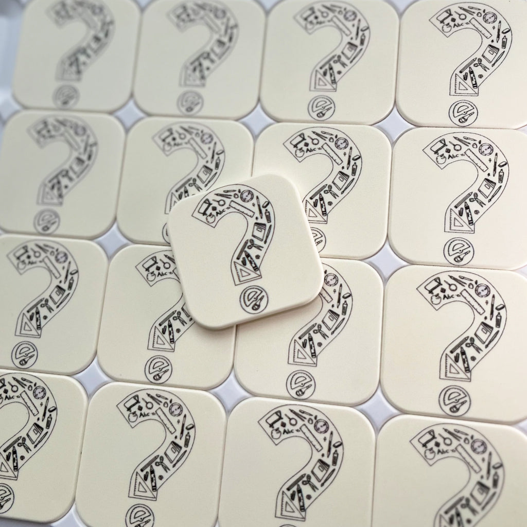 Hjælpebrikker til skolespil